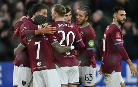 TA：如果西汉姆联降级至英冠，队内球员将自动降薪一半